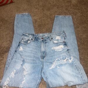 American Eagle Outfitters Light Blue Relaxed Jeans